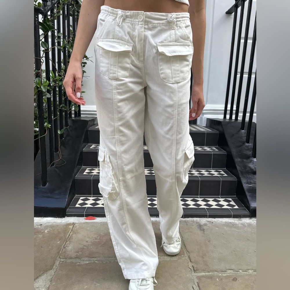 Brandy Melville white cargo pants